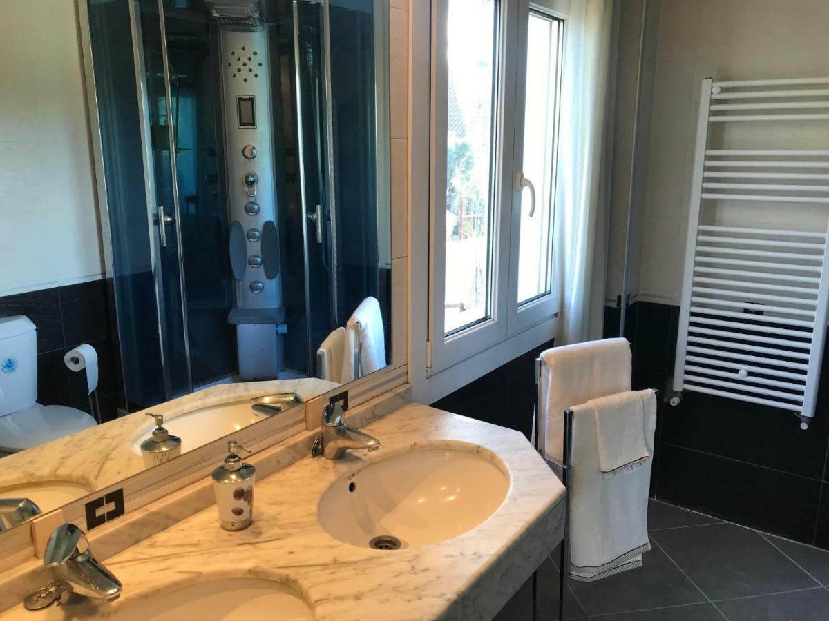 Alojamiento Martel Villa Majadahonda Esterno foto