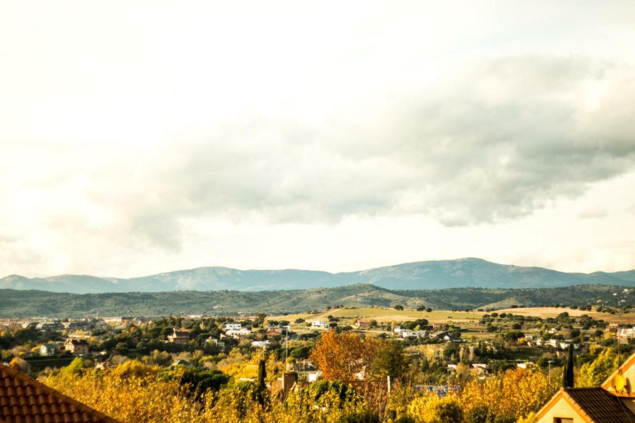 Alojamiento Martel Villa Majadahonda Esterno foto